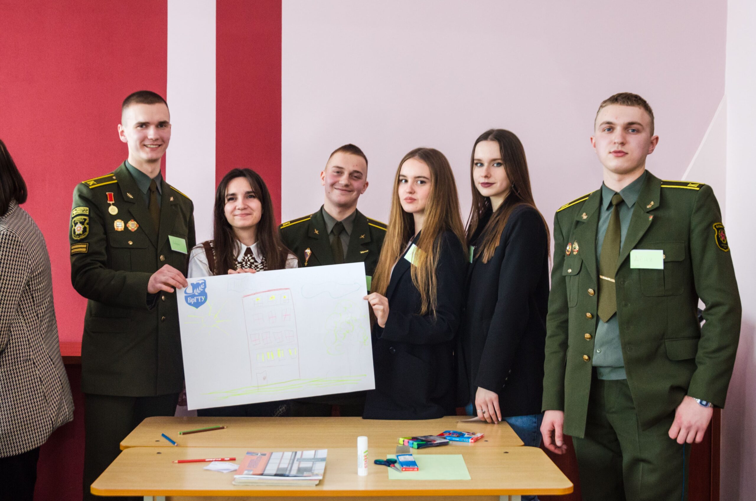 Факультет связи. Военная Академия. Военная Академия Республики Беларусь. Мезенцев посетил военную академию. Республика Беларусь полковник Бузовский.